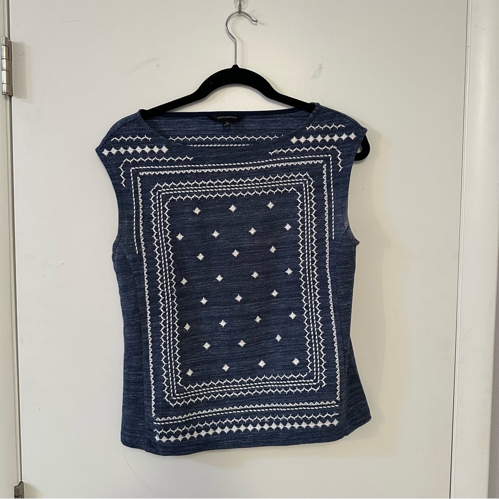 Banana Republic Blue and White Patterned Tank Top
